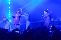 JP THE WAVYとAwich。（Photo by YURI HASEGAWA）