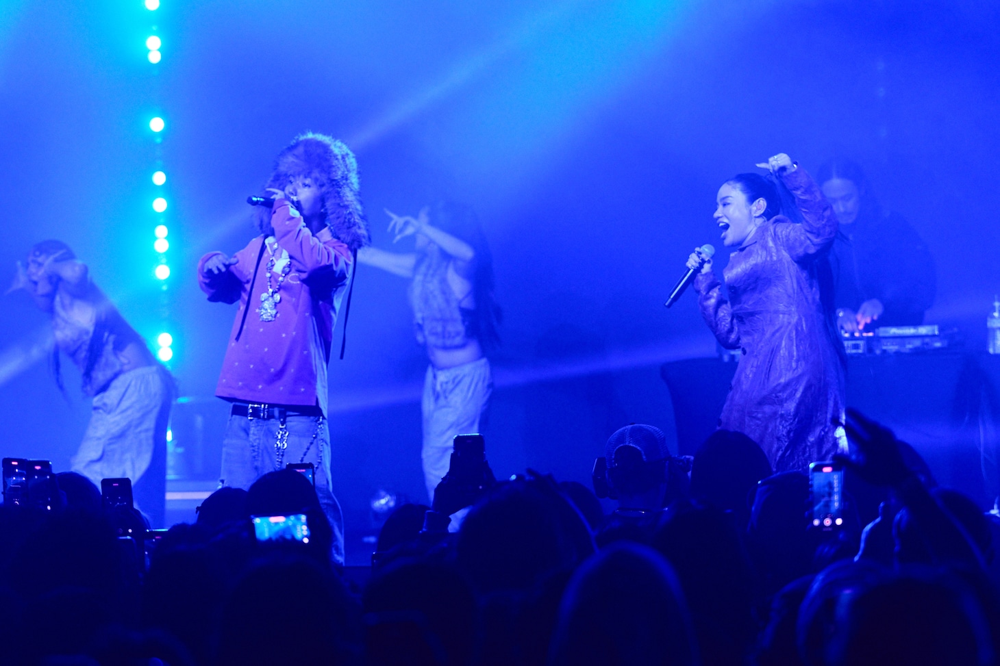 JP THE WAVYとAwich。（Photo by YURI HASEGAWA）