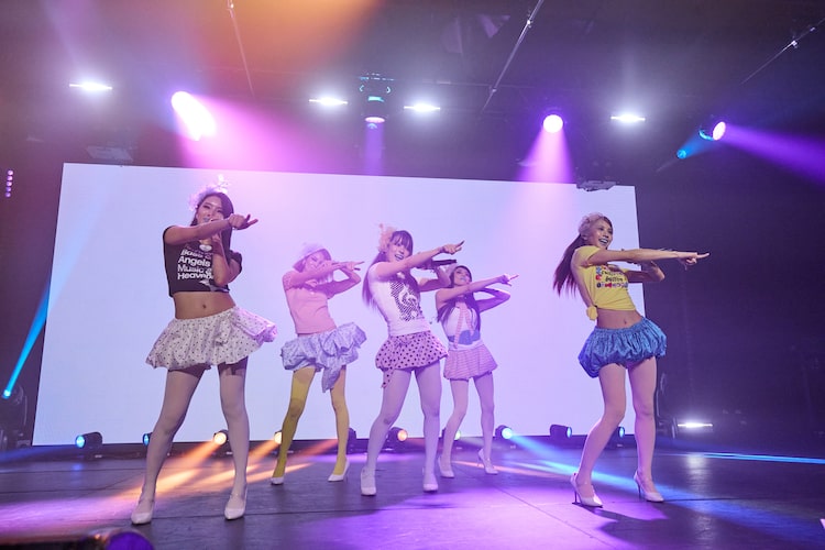 f5ve（Photo by YURI HASEGAWA）