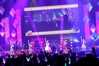 「俺のえびシャチライブ～THE FINAL～」の様子。（撮影：笹森健一）