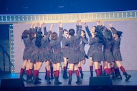AKB48結成20周年記念コンサートの様子。