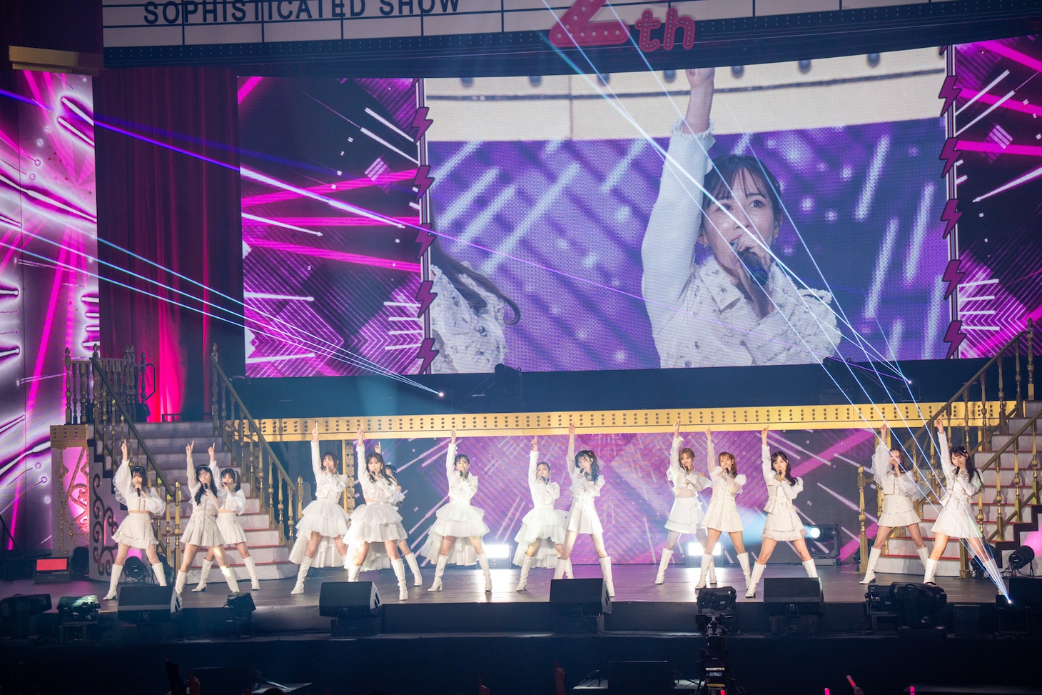 AKB48結成20周年記念コンサートの様子。