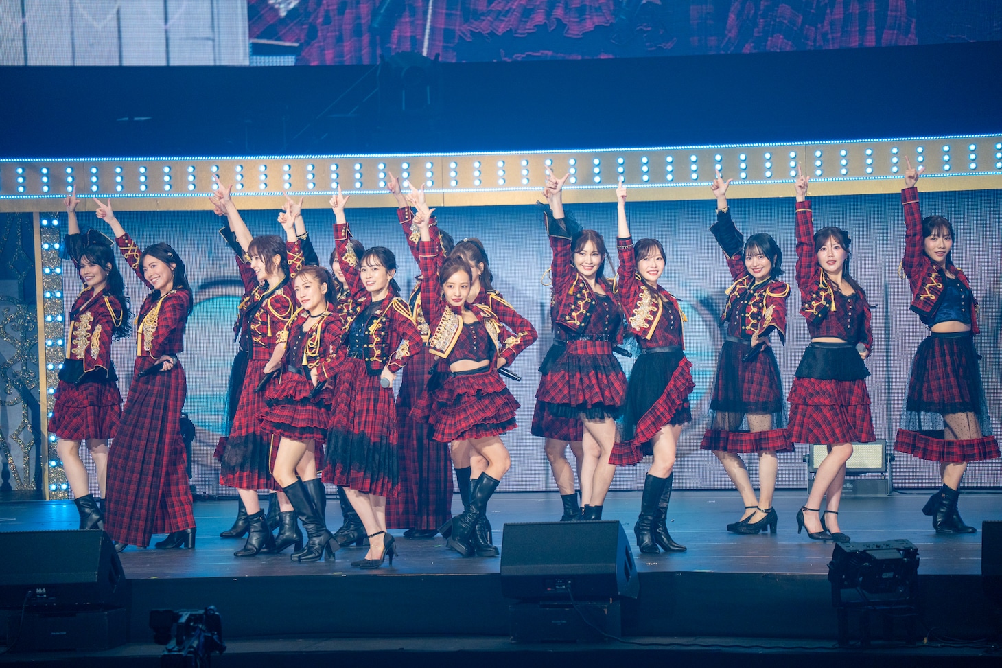 AKB48結成20周年記念コンサートの様子。