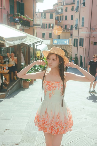 梅澤美波（乃木坂46）2nd写真集の掲載カット。（撮影：東京祐）