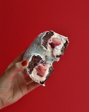 SKY-HI×I'm donut？コラボ商品「I'm CD？」