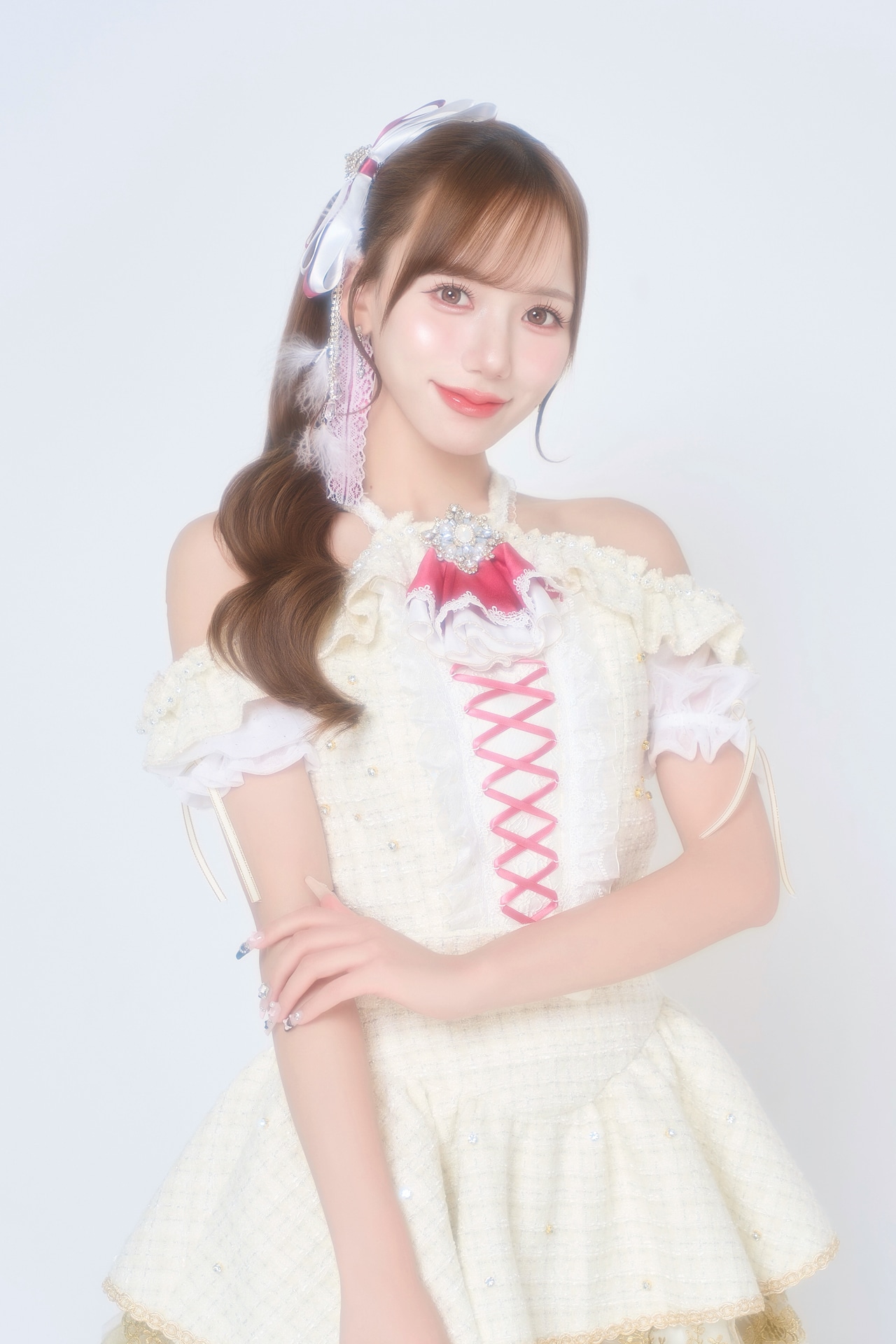 アテナ・シオリ