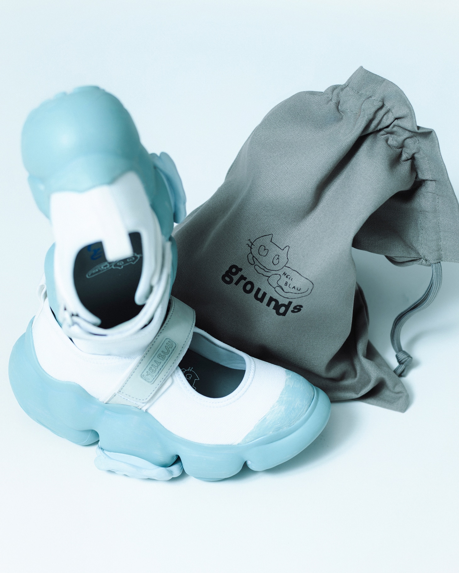 MOOPIE x HELL BLAU WHITE / ICE PAINT