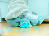 MOOPIE x HELL BLAU WHITE / ICE PAINT