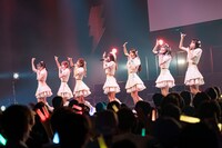 「ukka 10th Anniversary Live vol.8『ALLOUT 3rd』」第1部の様子。（撮影：佐藤広理）