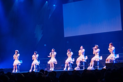 「ukka 10th Anniversary Live vol.8『ALLOUT 3rd』」第1部の様子。（撮影：佐藤広理）