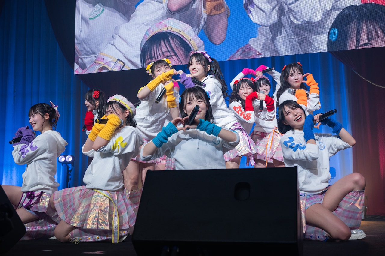 虹コン、平成と令和をまたぐアイドル道をライブで表現！サプライズ発表も続々