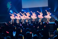 「ukka 10th Anniversary Live vol.8『ALLOUT 3rd』」第2部の様子。（撮影：佐藤広理）