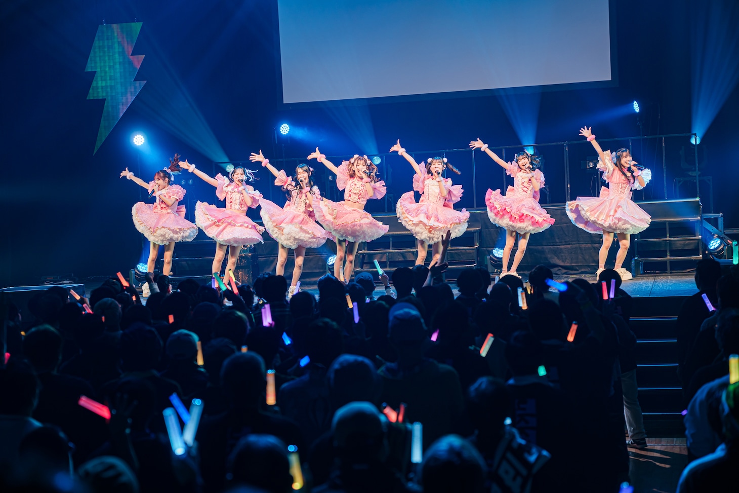 「ukka 10th Anniversary Live vol.8『ALLOUT 3rd』」第2部の様子。（撮影：佐藤広理）