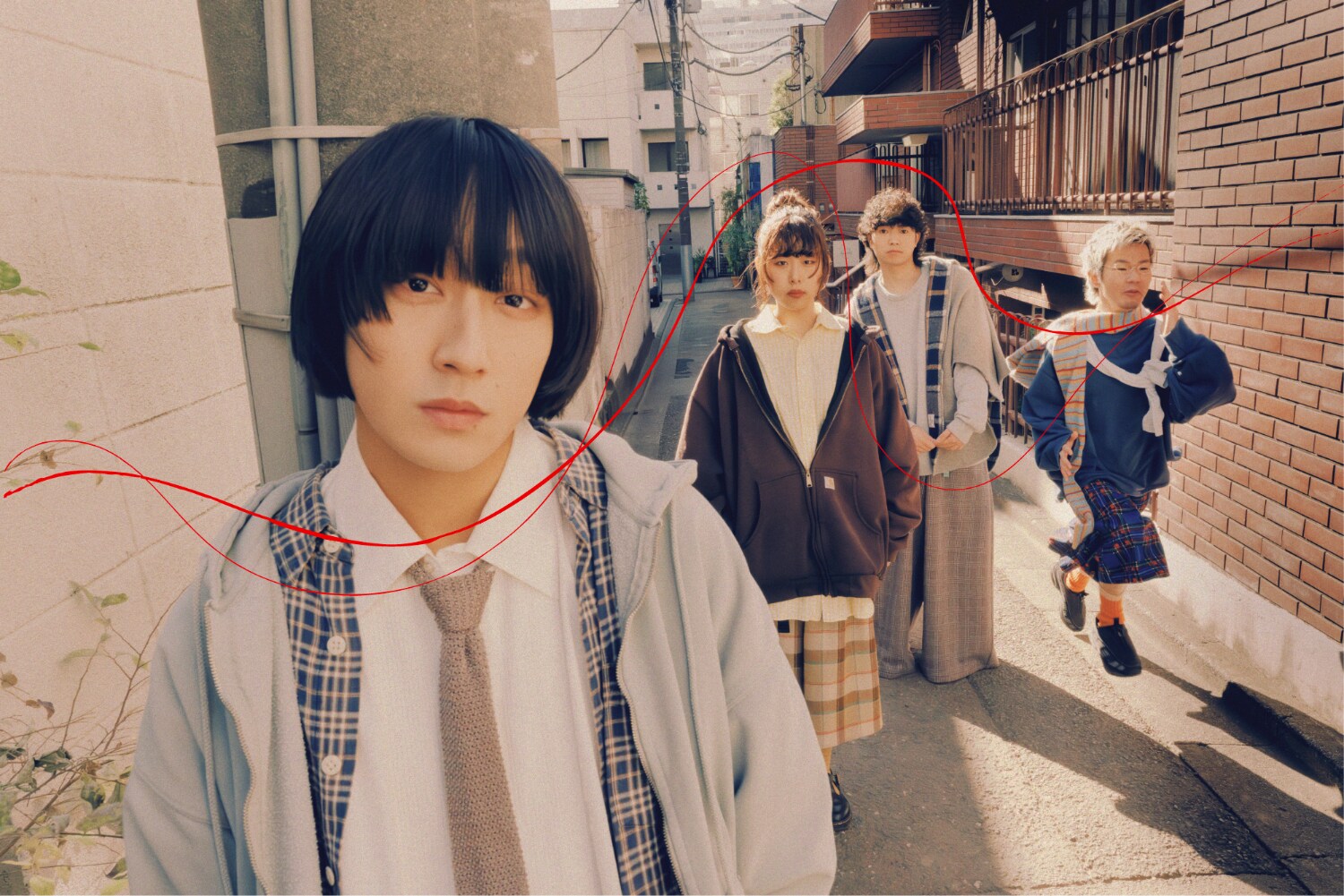リュックと添い寝ごはんが約2年ぶりアルバム「生きるは愛」発表、Zepp