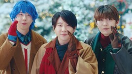 Mrs. GREEN APPLEとローソンの「冬の大作戦」プレゼントを抱えたメンバーが登場する新CM