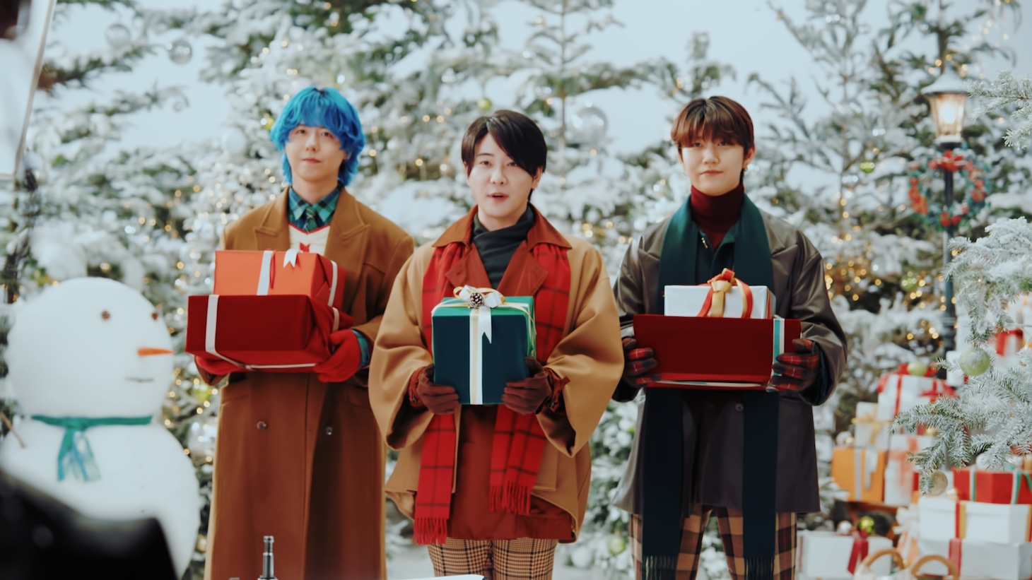 CMメイキング映像より。