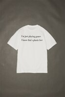 竹内まりやとJOURNAL STANDARDのコラボTシャツ「Mariya Takeuchi PLASTIC LOVE」の背面。