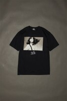 竹内まりやとJOURNAL STANDARDのコラボTシャツ「Mariya Takeuchi PLASTIC LOVE」の表面。