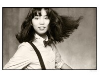 1980年にロサンゼルスで撮影された竹内まりやのポートレート。