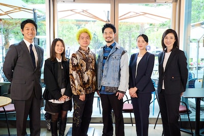 左から工藤阿須加、peppe、穴見真吾、小林壱誓、長屋晴子、天海祐希。