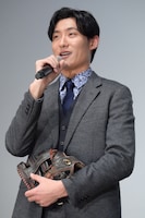 松谷鷹也