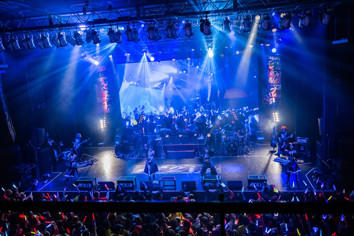 「#2i2 LAST TOUR FINAL『Pages of Us』」の様子。