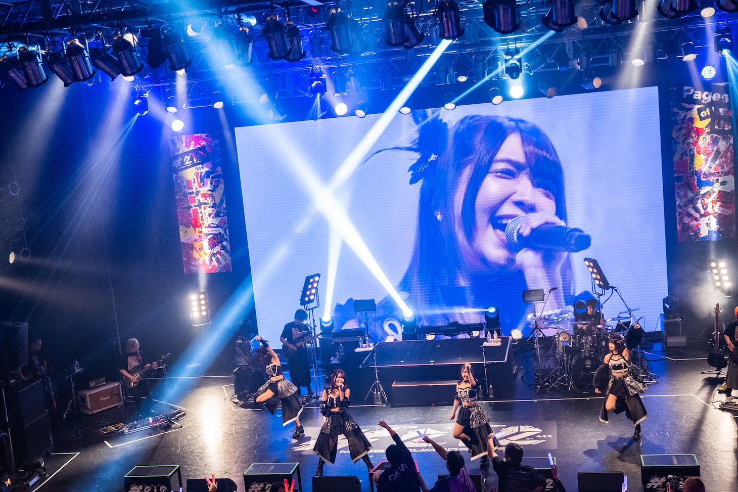 「#2i2 LAST TOUR FINAL『Pages of Us』」の様子。