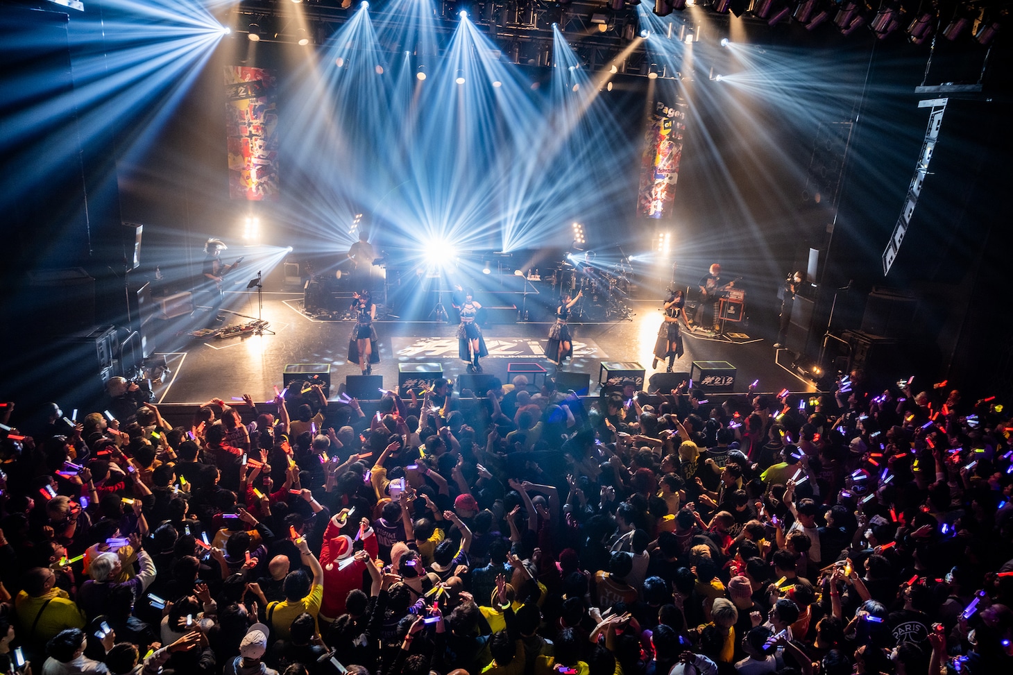 「#2i2 LAST TOUR FINAL『Pages of Us』」の様子。