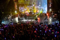 「#2i2 LAST TOUR FINAL『Pages of Us』」の様子。