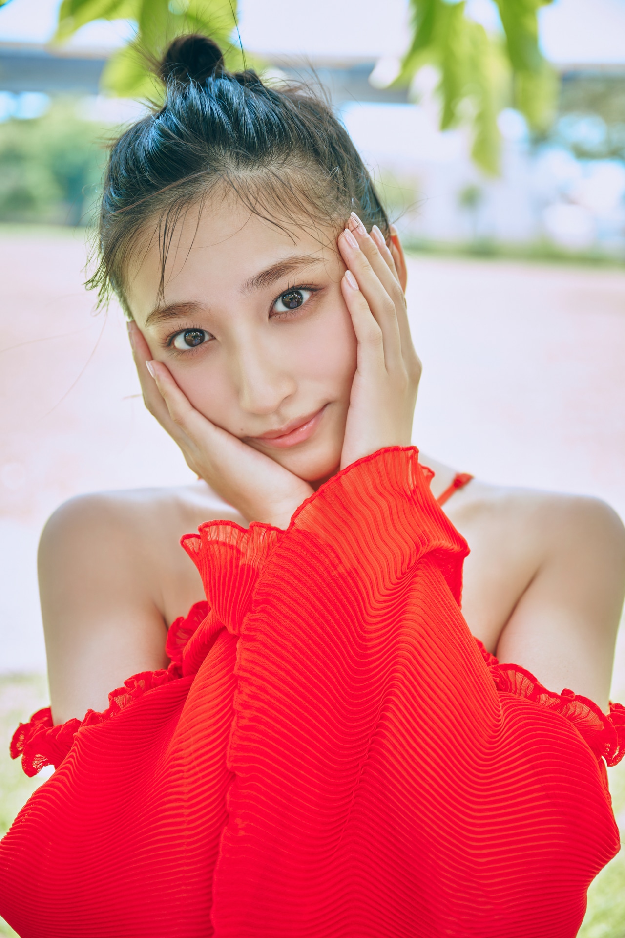 Devil ANTHEM.水野瞳が2nd写真集発売、台湾で「これまでの自分を振り返る」