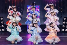 「KAWAII LAB. SESSION vol.17」より、MORE STARのステージの様子。（撮影：ヨシモリユウナ）