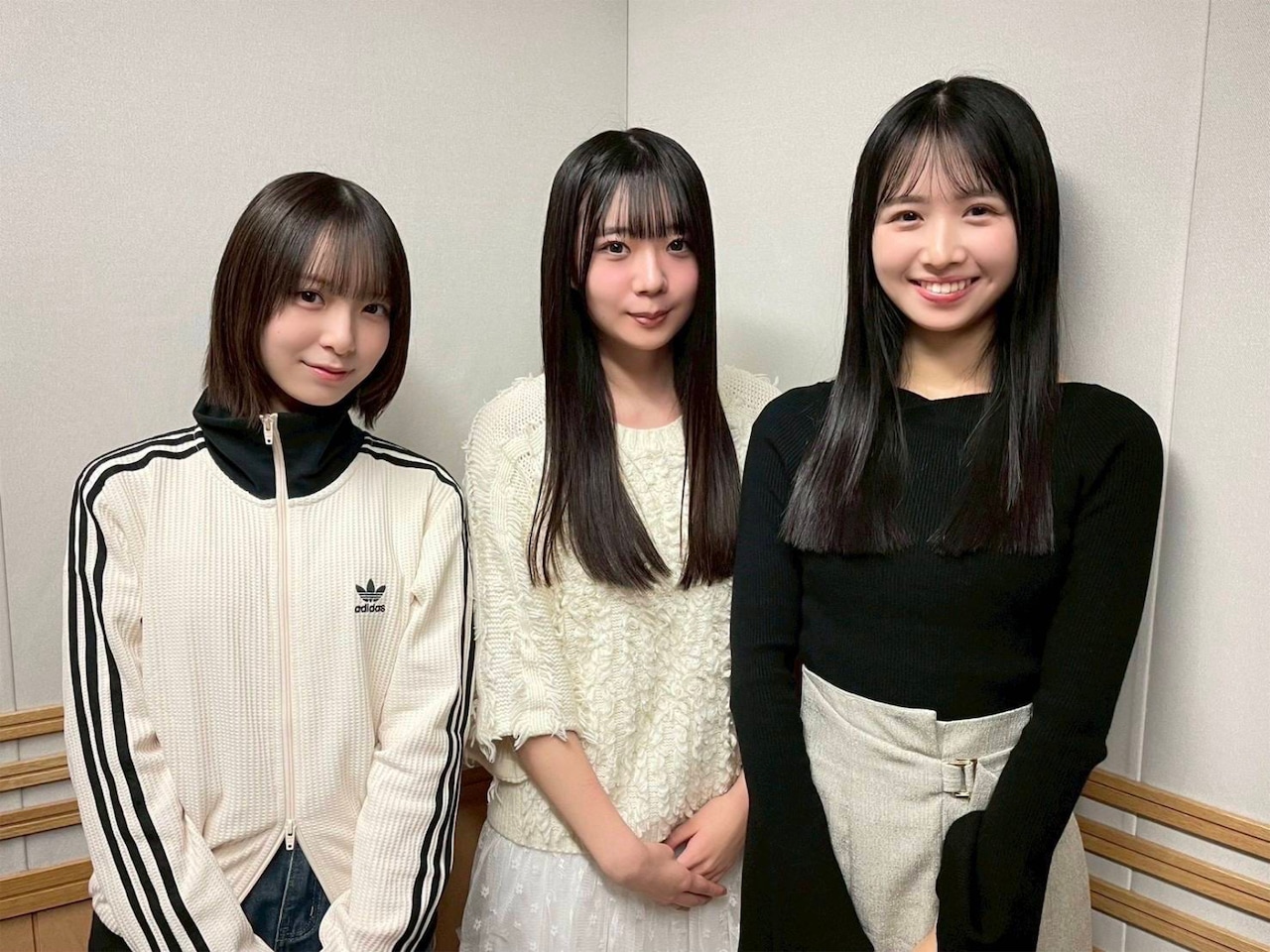 日向坂46各期の最年少メンバーが集結　上村ひなの、渡辺莉奈、坂井新奈が最年少で得したこととは