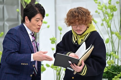 林修とVaundy。©MBS