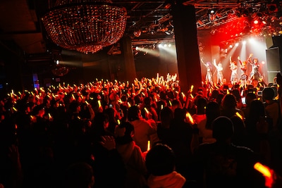 「ASP CRUSH TOUR」Yokohama Bay Hall公演のASP。