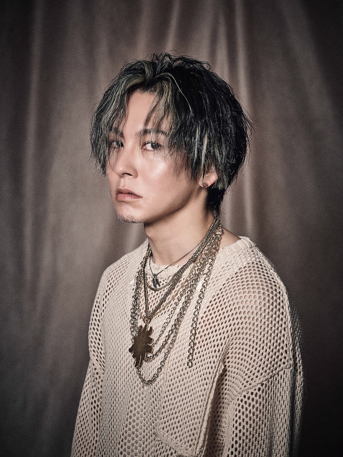 屋良朝幸＝THE YARAが迷いつつ未来切り開くメッセージソング配信、制作はm.c.A・T