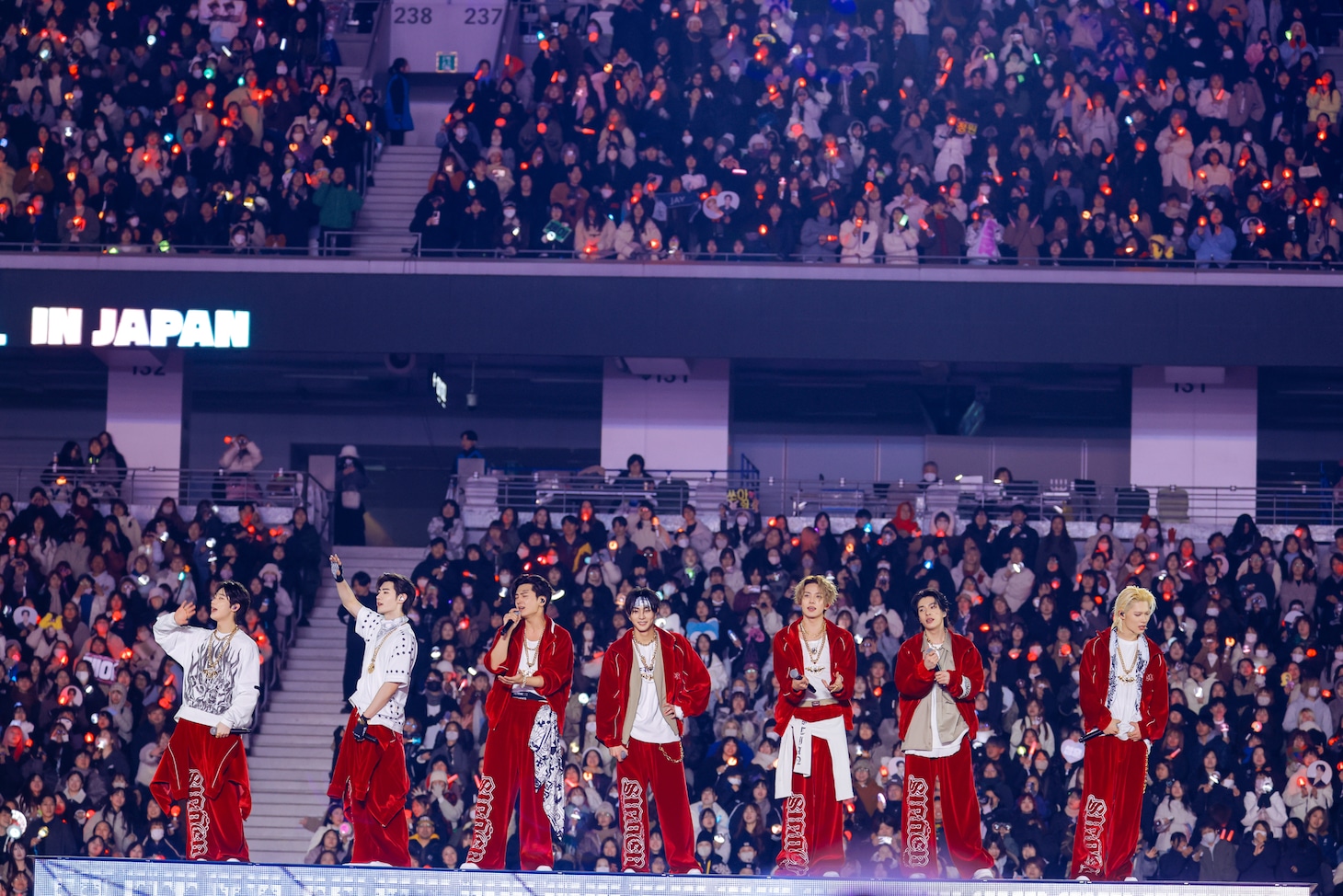 ENHYPEN。「MUSIC BANK GLOBAL FESTIVAL IN JAPAN」より。