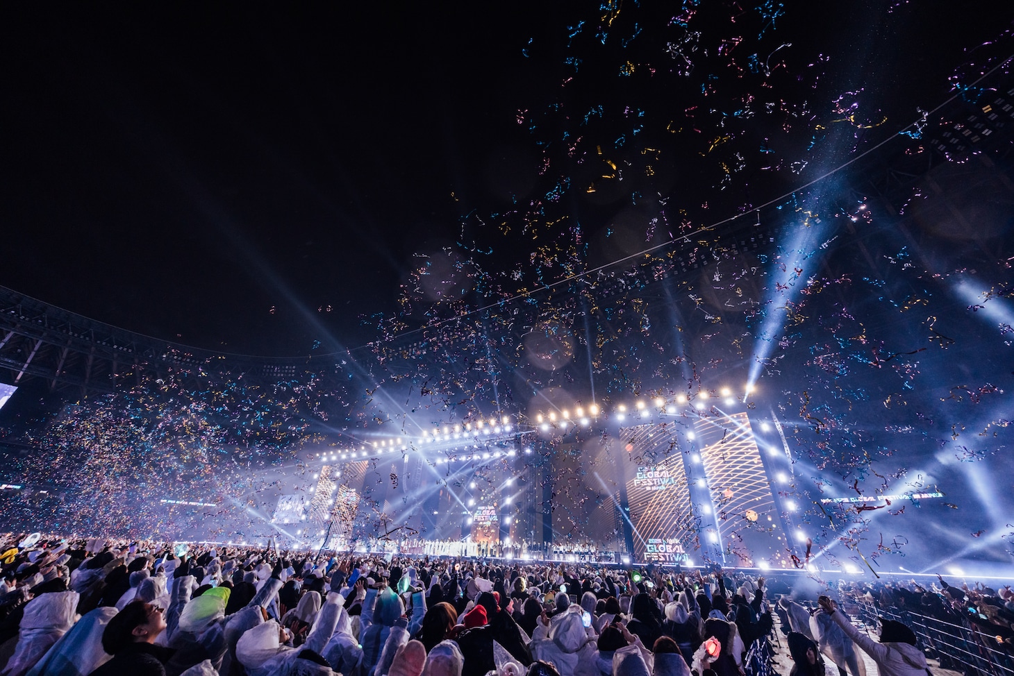 国立競技場で開催された「MUSIC BANK GLOBAL FESTIVAL IN JAPAN」の様子。