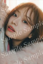 梅澤美波（乃木坂46）2nd写真集「透明な覚悟」特典ポストカード。（タワーレコード ）（撮影：東京祐）