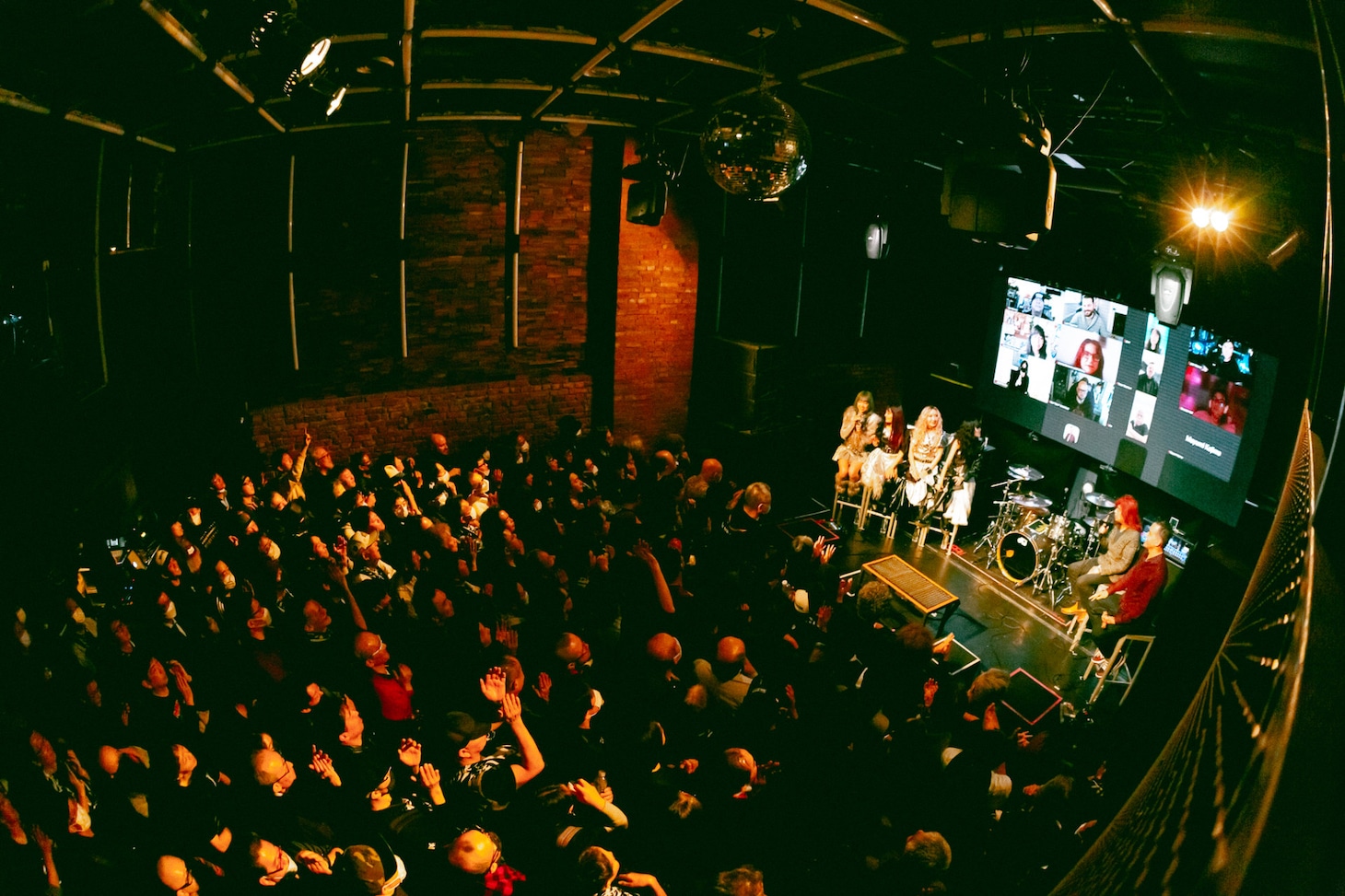 Zilqy「Start The Fire」公開インタビューの様子。（Photo by Victor Nomoto – Metacraft）