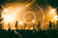 「THE SPELLBOUND 5th Anniversary -All Magical Spellbound Show-」の様子。（撮影：タカギユウスケ）