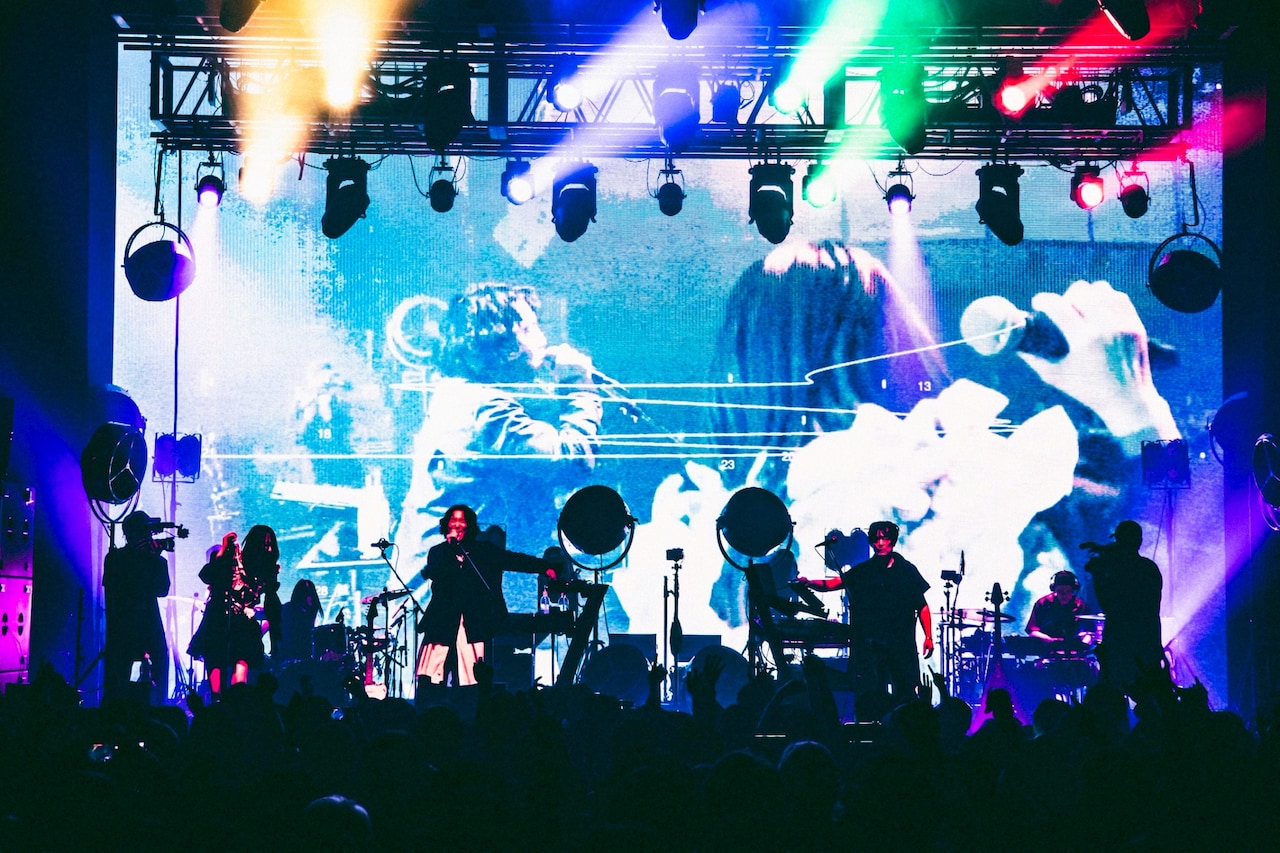 THE SPELLBOUNDの5周年を集約、まるで魔法のようなZepp新宿ワンマン