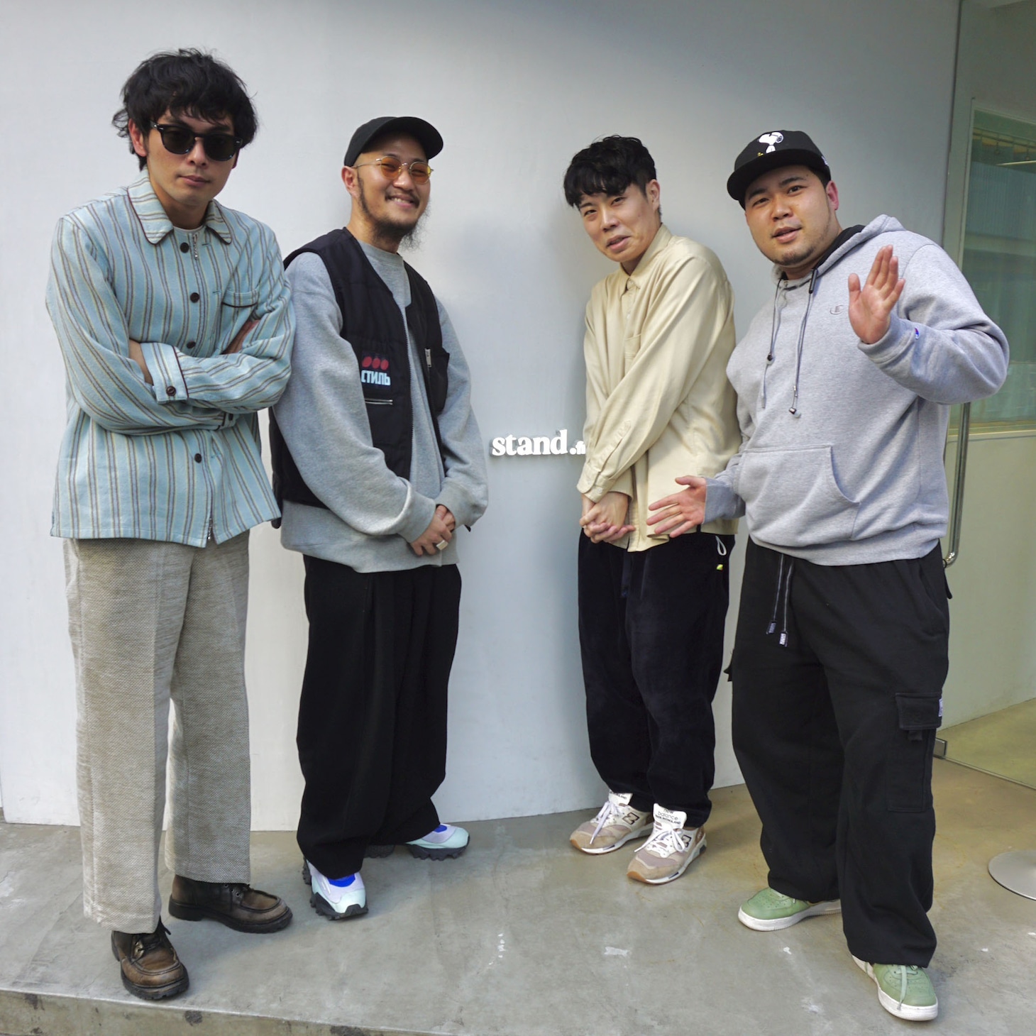 2023年2月に番組初コラボしたときの様子。左から玉置周啓、TaiTan、髙比良くるま、松井ケムリ。