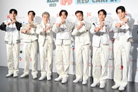 デビュー初期のATBO。2022年開催の「KCON JAPAN」には、2024年に脱退したラグォンを含む7人で参加した。