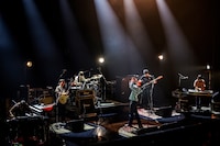 Suchmos（撮影：岡田貴之）