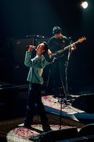 YONCE（Vo）（撮影：岡田貴之）