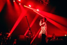 YONCE（Vo）（撮影：岡田貴之）