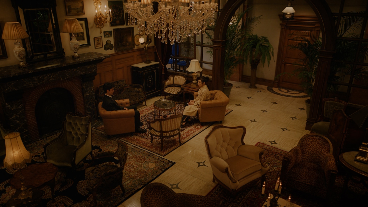 「サッポロ生ビール黒ラベル」のテレビCM「大人エレベーター」シリーズ第49弾より。