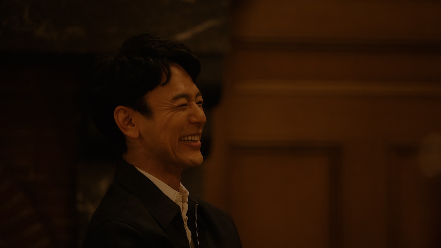 「サッポロ生ビール黒ラベル」のテレビCM「大人エレベーター」シリーズ第49弾より。