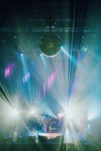 「スカートCDデビュー15周年記念スーパーライヴ『超ウルトラハイパーウキウキスペシャル優勝パレード2025』」の様子。（Photo by Daiki Miura）