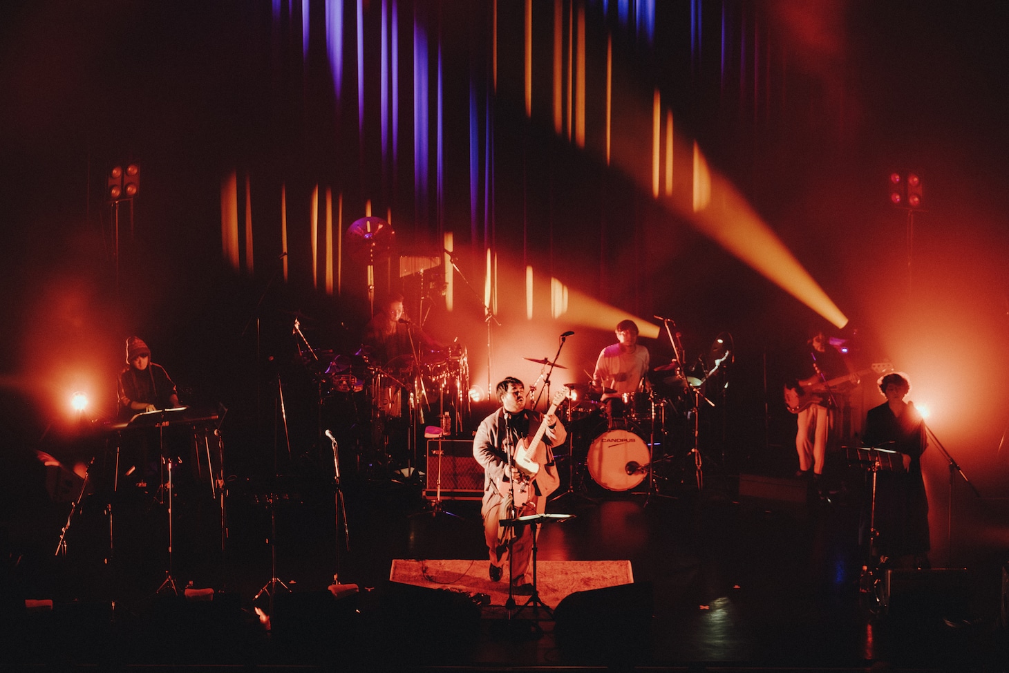 「スカートCDデビュー15周年記念スーパーライヴ『超ウルトラハイパーウキウキスペシャル優勝パレード2025』」の様子。（Photo by Daiki Miura）